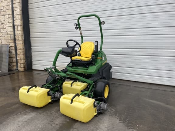 Image of John Deere 2750 equipment image 4