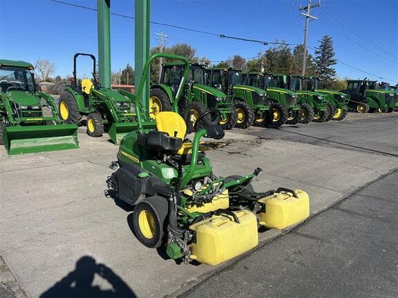 Image of John Deere 2750 equipment image 1