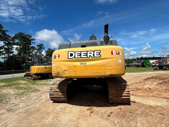 Image of John Deere 300G LC equipment image 4