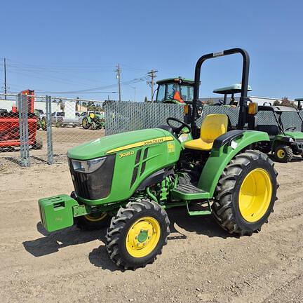 Image of John Deere 3025D equipment image 2