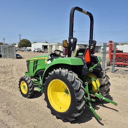Image of John Deere 3025D equipment image 4