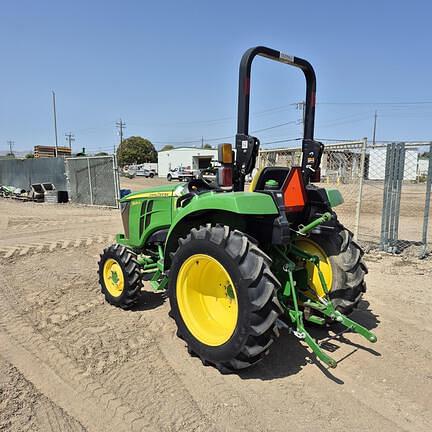 Image of John Deere 3025D equipment image 4
