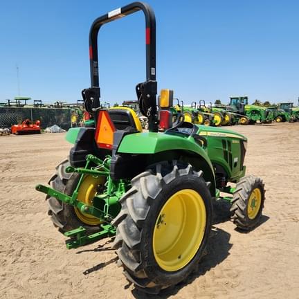 Image of John Deere 3025D equipment image 4