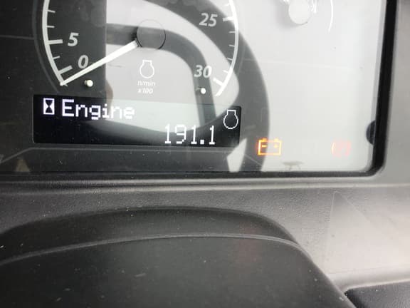 Image of John Deere 3025E equipment image 4