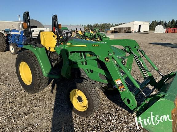 Image of John Deere 3025E Primary image