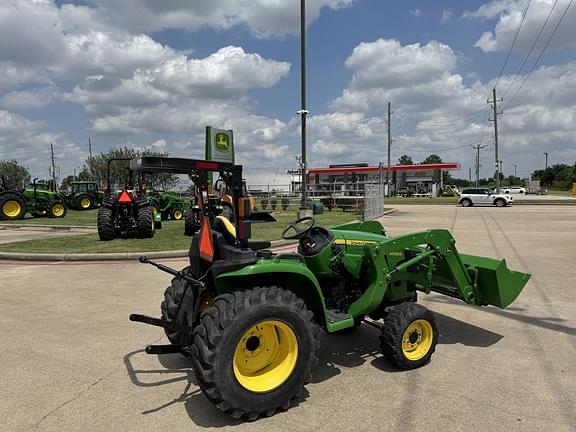 Image of John Deere 3025E Primary image