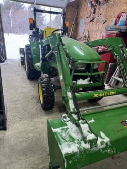 Image of John Deere 3025E equipment image 1