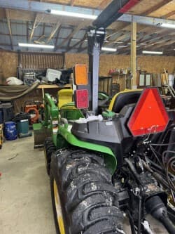 Image of John Deere 3025E equipment image 3