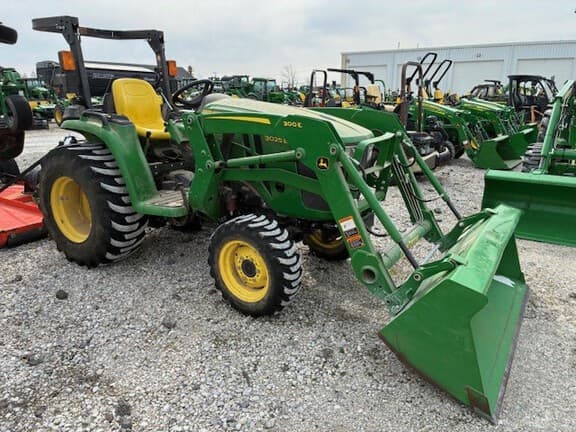 Image of John Deere 3025E Primary image