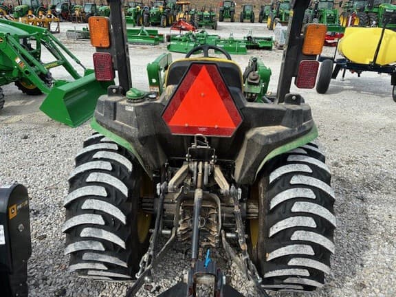 Image of John Deere 3025E equipment image 4