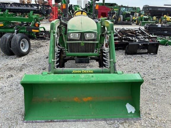 Image of John Deere 3025E equipment image 3