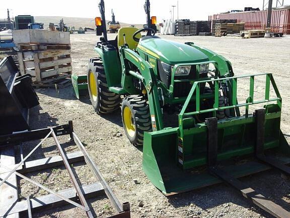 Image of John Deere 3025E equipment image 3