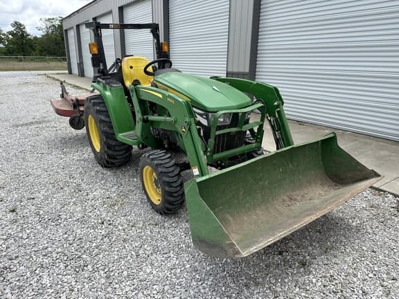 Image of John Deere 3025E equipment image 3