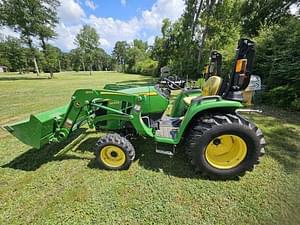 2019 John Deere 3025E Image