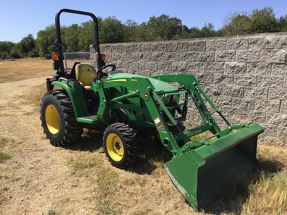 Image of John Deere 3025E equipment image 4