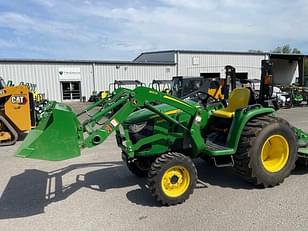 Main image John Deere 3025E