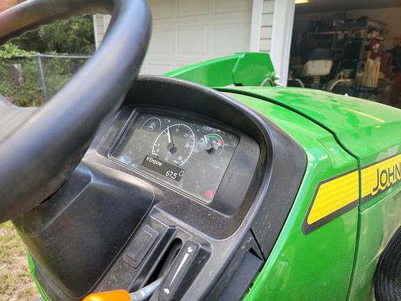 Image of John Deere 3025E equipment image 2