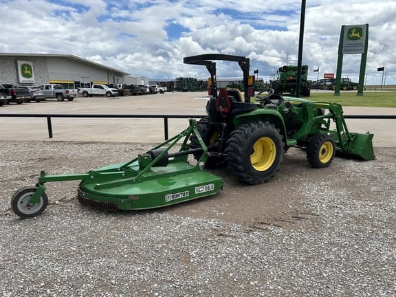 Image of John Deere 3032E equipment image 4