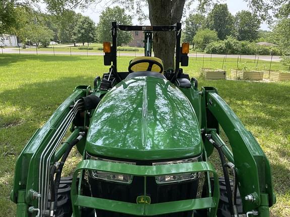Image of John Deere 3032E Primary image