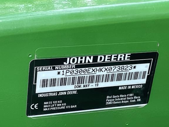 Image of John Deere 3032E equipment image 1