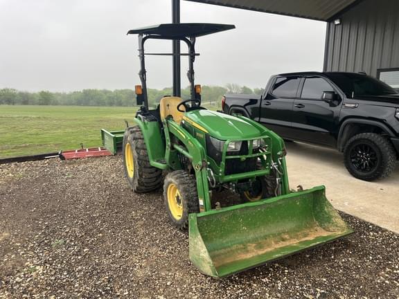 Image of John Deere 3032E equipment image 4