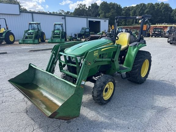 2019 John Deere 3032E Equipment Image0