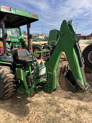 Image of John Deere 3032E equipment image 2