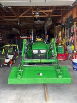 Image of John Deere 3032E equipment image 3