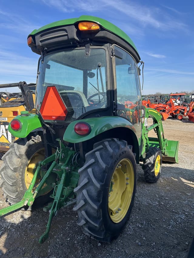 Image of John Deere 3033R equipment image 3