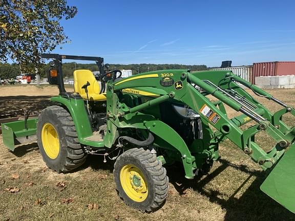 Image of John Deere 3033R equipment image 3