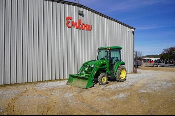Image of John Deere 3033R equipment image 1