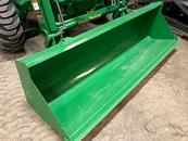 Thumbnail image John Deere 3033R 3