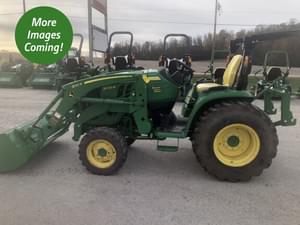 2019 John Deere 3033R Image