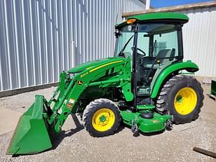 Main image John Deere 3033R