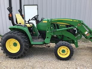 Main image John Deere 3033R 5