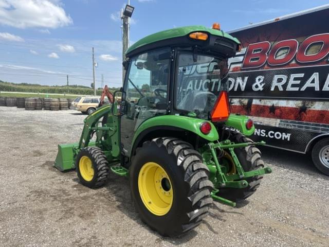Image of John Deere 3033R equipment image 1