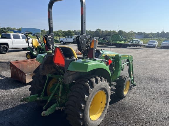 Image of John Deere 3035D equipment image 2