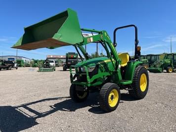 Main image John Deere 3038E
