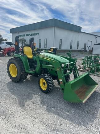Main image John Deere 3038E