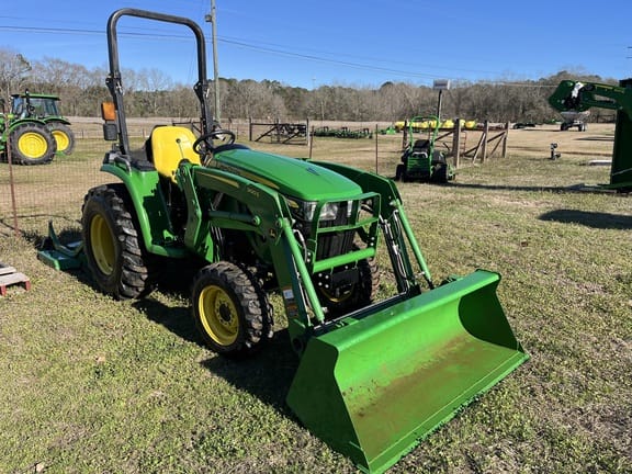 2019 John Deere 3038E Equipment Image0