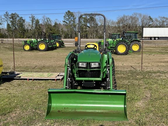 Image of John Deere 3038E equipment image 1