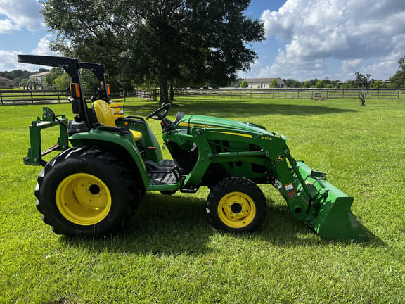 Image of John Deere 3038E equipment image 3