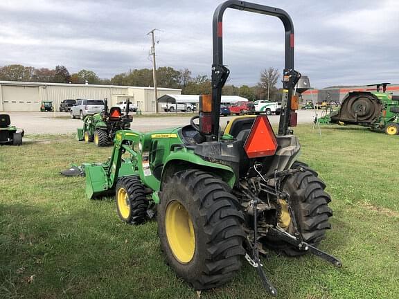 Image of John Deere 3038E equipment image 2