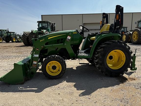 Image of John Deere 3038E equipment image 1