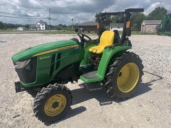 Image of John Deere 3038E equipment image 1