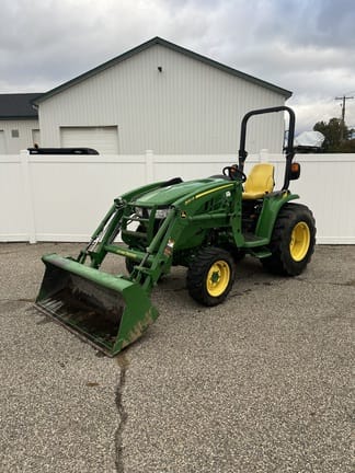 2019 John Deere 3039R Equipment Image0