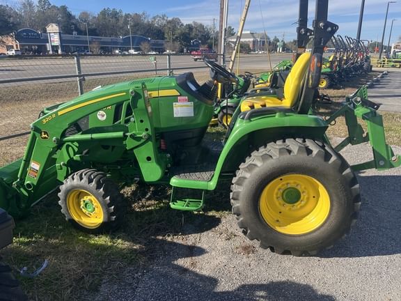 Main image John Deere 3039R