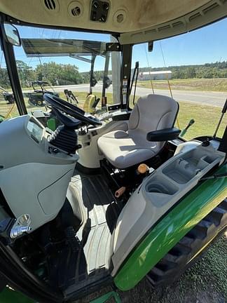 Image of John Deere 3039R equipment image 1