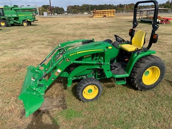 Main image John Deere 3039R