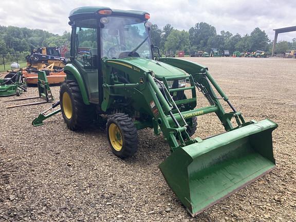 Image of John Deere 3039R Image 1